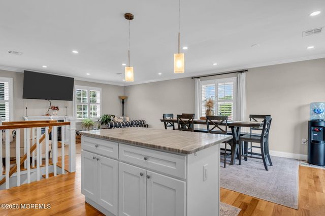 409 Predmore Avenue, Lanoka Harbor, NJ 08734