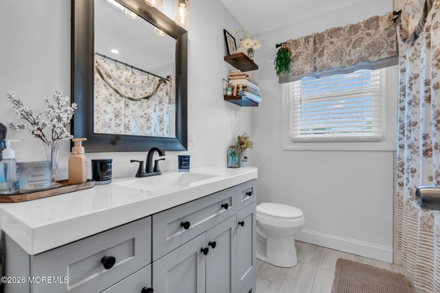 409 Predmore Avenue, Lanoka Harbor, NJ 08734