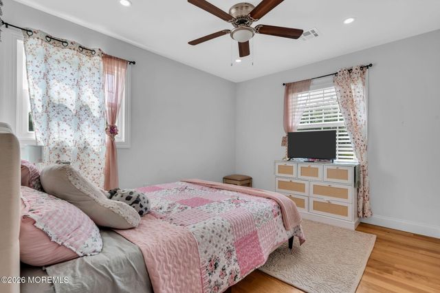 409 Predmore Avenue, Lanoka Harbor, NJ 08734