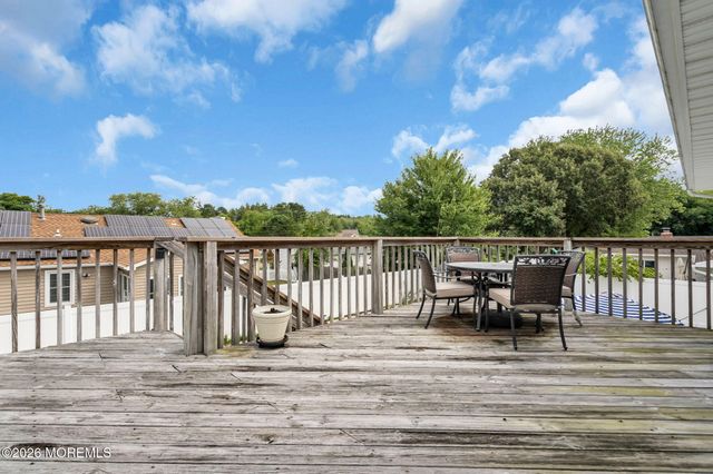 409 Predmore Avenue, Lanoka Harbor, NJ 08734