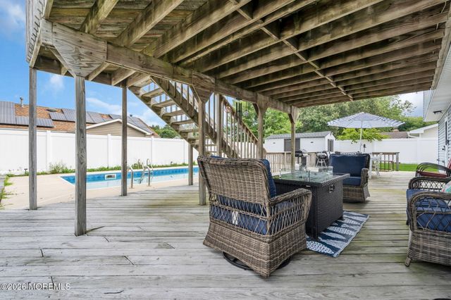 409 Predmore Avenue, Lanoka Harbor, NJ 08734