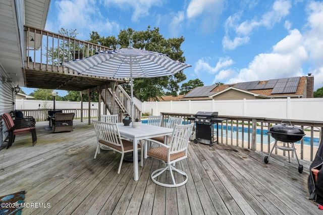 409 Predmore Avenue, Lanoka Harbor, NJ 08734