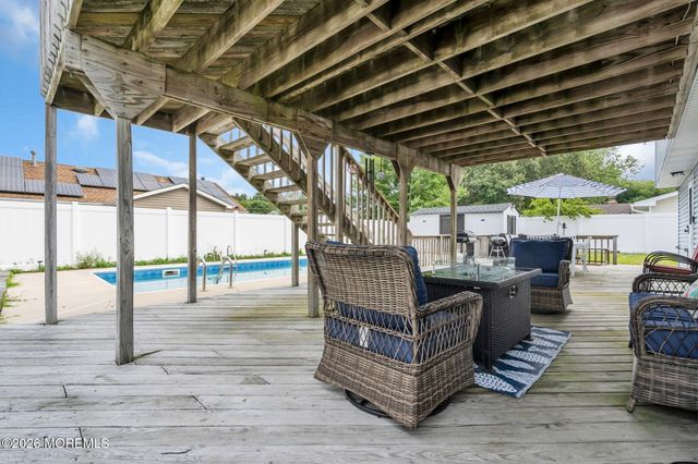 409 Predmore Avenue, Lanoka Harbor, NJ 08734