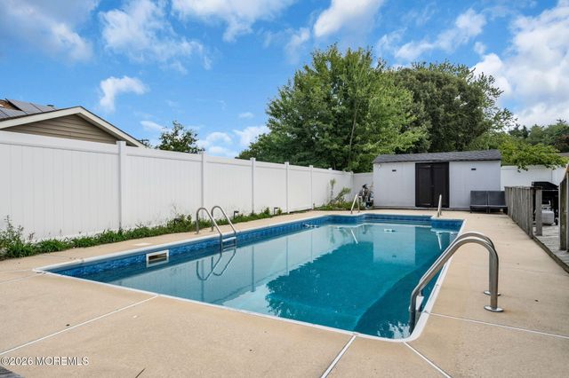 409 Predmore Avenue, Lanoka Harbor, NJ 08734