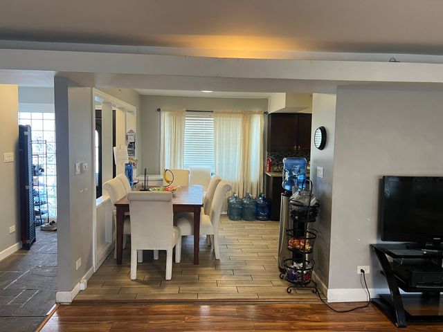 6756 N KEATING Avenue, Lincolnwood, IL 60712