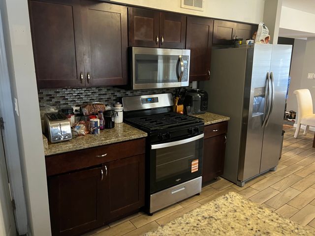 6756 N KEATING Avenue, Lincolnwood, IL 60712