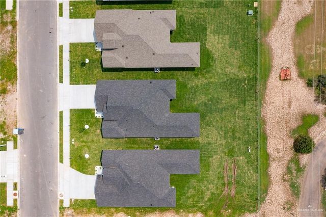 2817 N Alyna Avenue, Edinburg, TX 78541