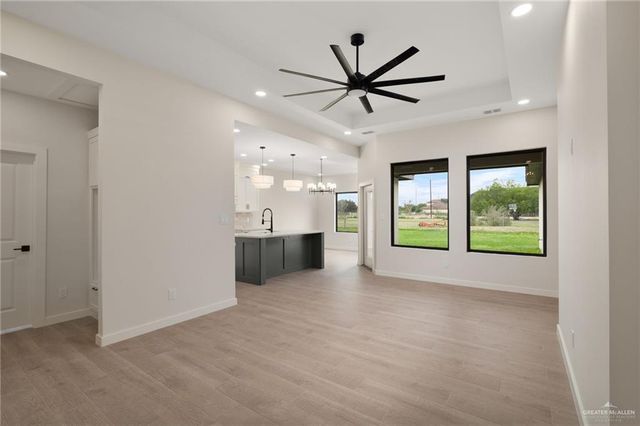2817 N Alyna Avenue, Edinburg, TX 78541