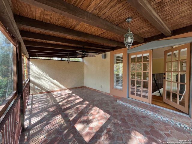 122 E Hollywood, San Antonio, TX 78212