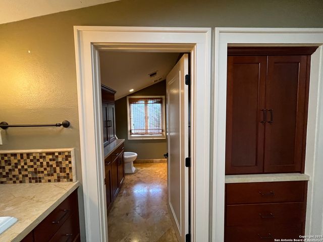 122 E Hollywood, San Antonio, TX 78212