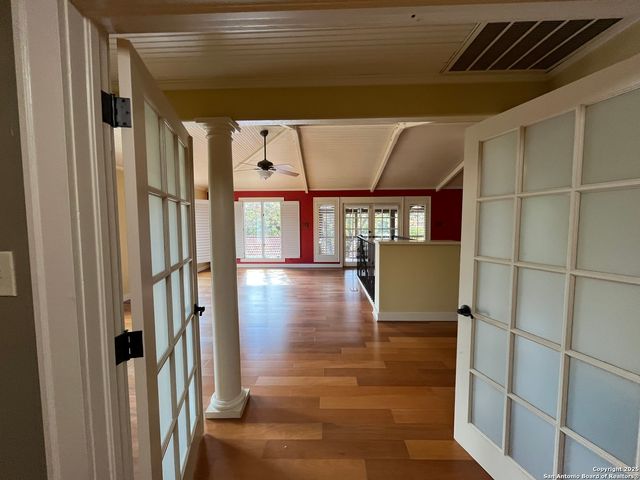 122 E Hollywood, San Antonio, TX 78212