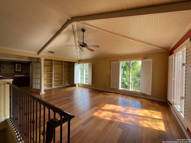 122 E Hollywood, San Antonio, TX 78212