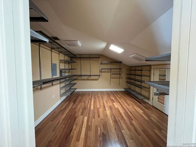 122 E Hollywood, San Antonio, TX 78212