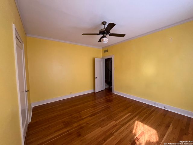 122 E Hollywood, San Antonio, TX 78212