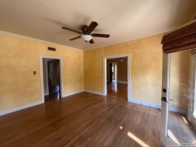 122 E Hollywood, San Antonio, TX 78212