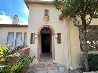 122 E Hollywood, San Antonio, TX 78212