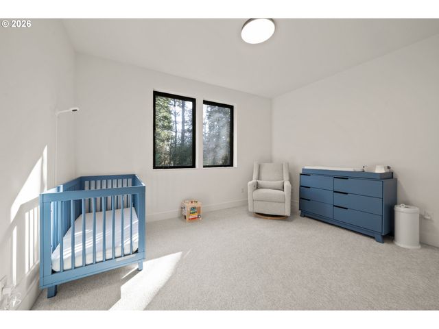 13733 KNAUS Rd, Lake Oswego, OR 97034