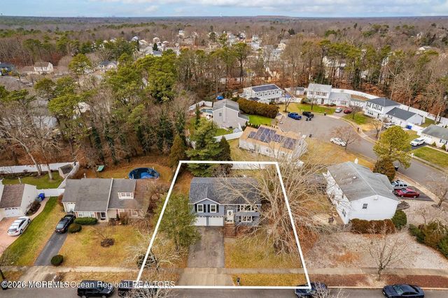 510 Leawood Avenue, Toms River, NJ 08755