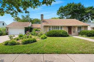 6339 BAY RIDGE AVENUE, Whitefish Bay, WI 53217