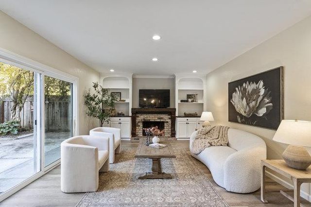 819 Cumberland Drive, Gilroy, CA 95020