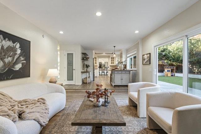 819 Cumberland Drive, Gilroy, CA 95020