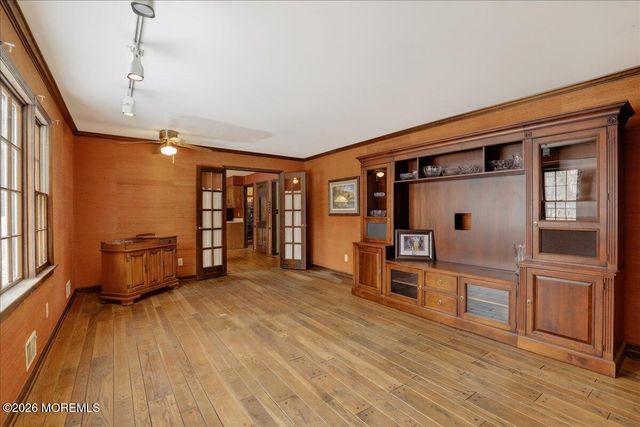 5 Spring Garden Avenue, Colts Neck, NJ 07722