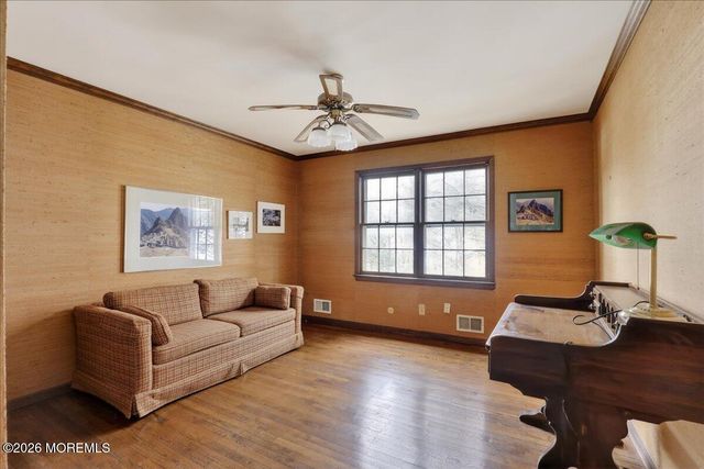 5 Spring Garden Avenue, Colts Neck, NJ 07722