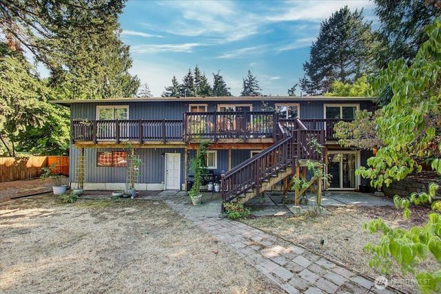 5813 14th St Court NE, Tacoma, WA 98422