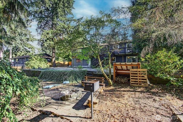 5813 14th St Court NE, Tacoma, WA 98422