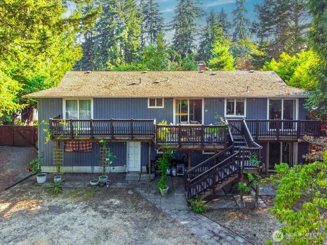 5813 14th St Court NE, Tacoma, WA 98422