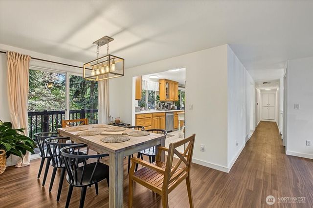 5813 14th St Court NE, Tacoma, WA 98422