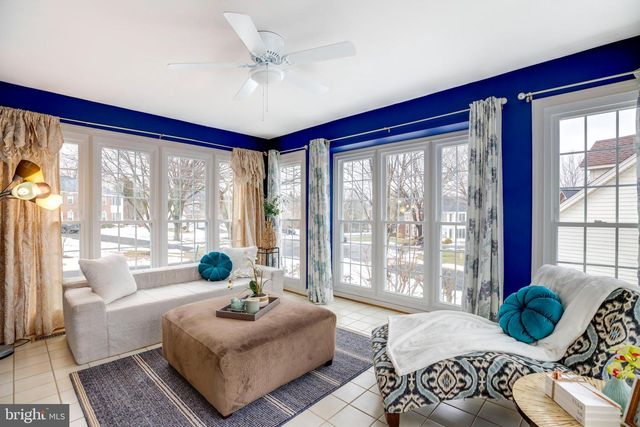 6185 SNOWHILL CT, Centreville, VA 20120