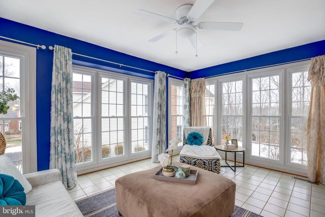 6185 SNOWHILL CT, Centreville, VA 20120