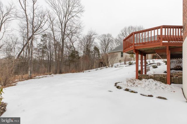 6185 SNOWHILL CT, Centreville, VA 20120