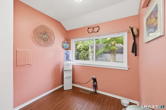 2 Pond Circle 2, Avon, CT 06001