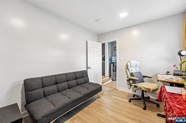 731 Mayflower Avenue, Lawrence, NJ 08648