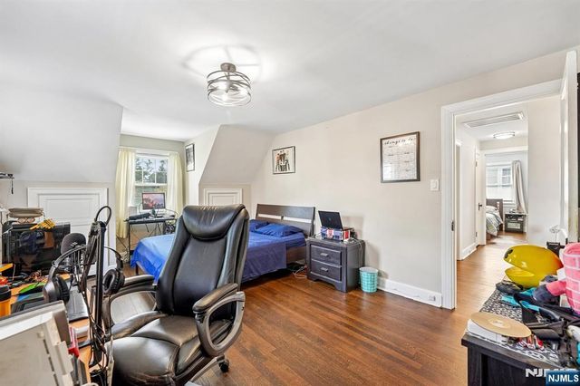 731 Mayflower Avenue, Lawrence, NJ 08648
