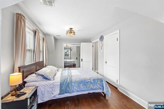 731 Mayflower Avenue, Lawrence, NJ 08648