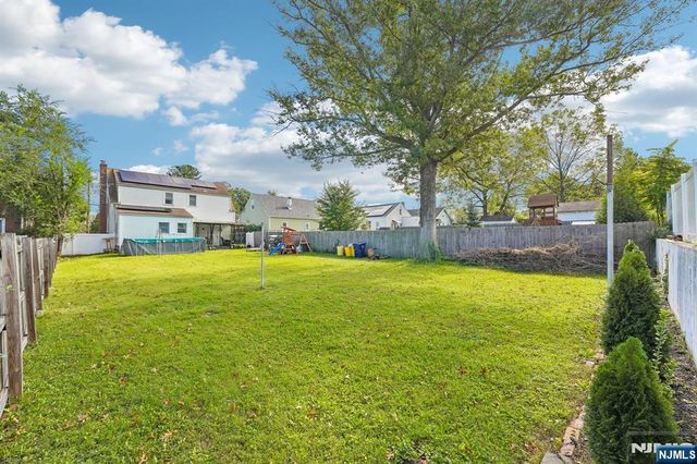 731 Mayflower Avenue, Lawrence, NJ 08648