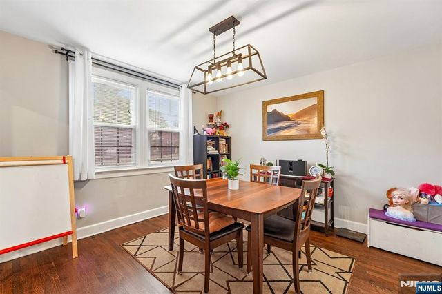 731 Mayflower Avenue, Lawrence, NJ 08648