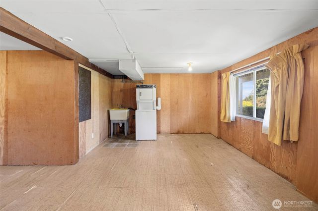 881 Rocky Point Drive, Camano Island, WA 98282