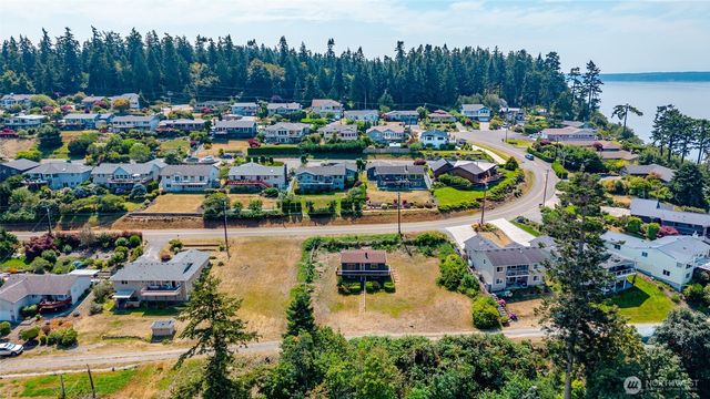 881 Rocky Point Drive, Camano Island, WA 98282
