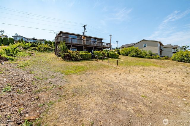 881 Rocky Point Drive, Camano Island, WA 98282