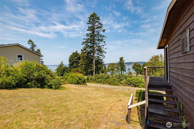 881 Rocky Point Drive, Camano Island, WA 98282