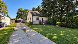 5343 MIDDLE Drive, Millcreek, PA 16505