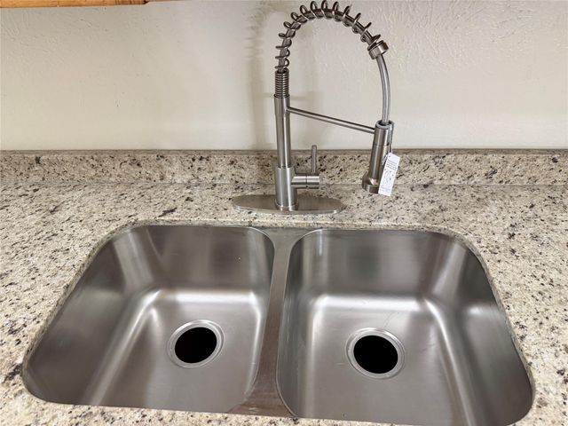 4915 Porter Ridge Drive, Houston, TX 77053