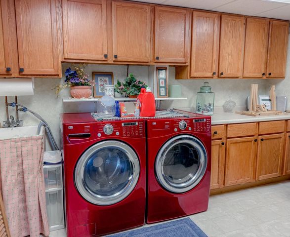 9681 82nd Street S, Cottage Grove, MN 55016