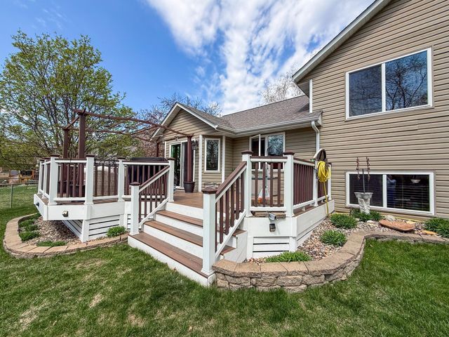 9681 82nd Street S, Cottage Grove, MN 55016