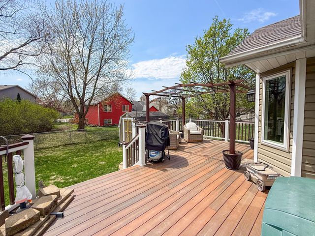 9681 82nd Street S, Cottage Grove, MN 55016