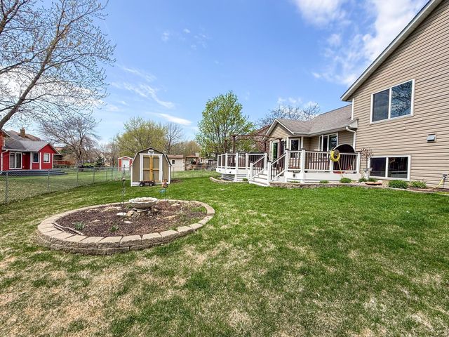 9681 82nd Street S, Cottage Grove, MN 55016